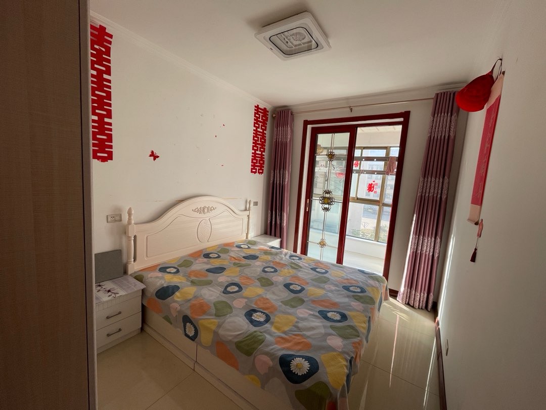 罡海小区，3室2厅1卫，110㎡，精装，售价37万 二手房