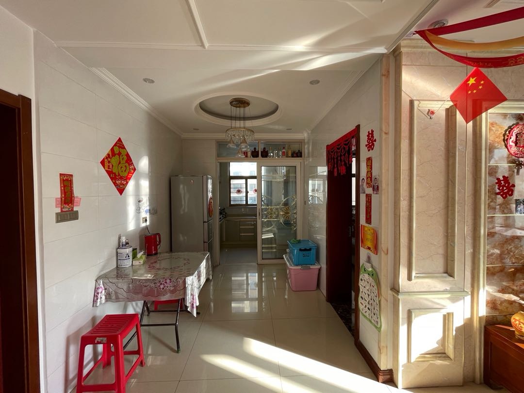 罡海小区，3室2厅1卫，110㎡，精装，售价37万 二手房