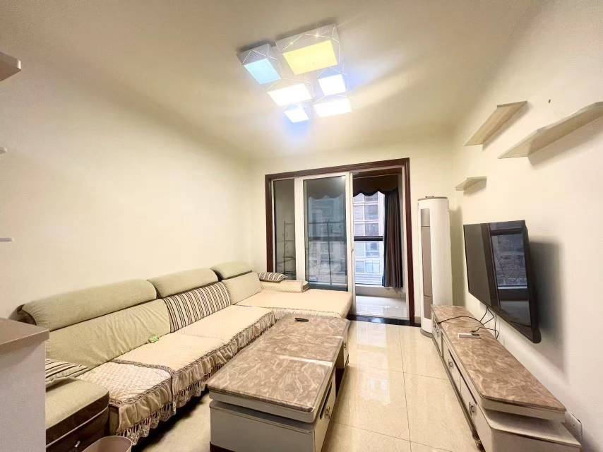 隆鑫印象城邦，2室1厅1卫，74㎡，普装，售价70万 二手房