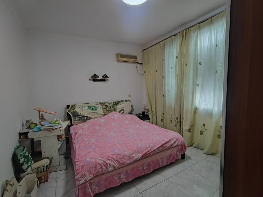 岳巷子68号，2室1厅1卫，96㎡，简装，售价50万 二手房