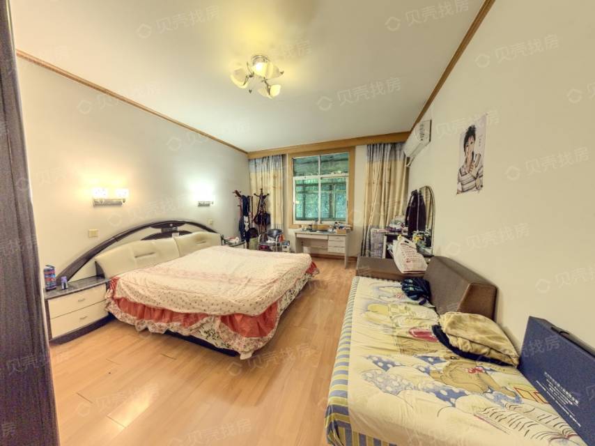 群益路140号院，3室2厅2卫，150㎡，售价75万 二手房